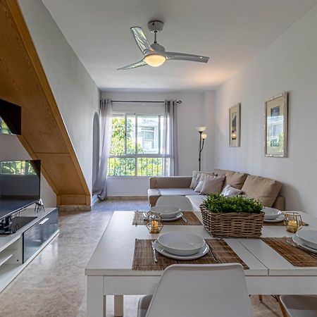 797 Holiday Rentals- Duplex Para 7 En La Carihuela A 1 Min De La Playa Torremolinos Dış mekan fotoğraf