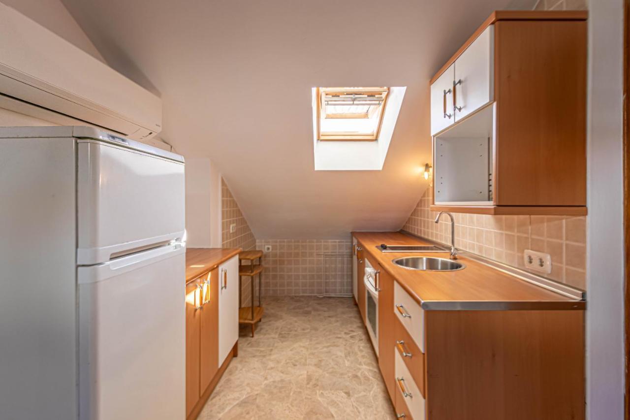 797 Holiday Rentals- Duplex Para 7 En La Carihuela A 1 Min De La Playa Torremolinos Dış mekan fotoğraf