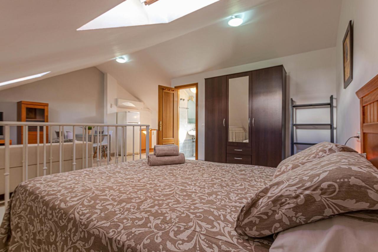 797 Holiday Rentals- Duplex Para 7 En La Carihuela A 1 Min De La Playa Torremolinos Dış mekan fotoğraf
